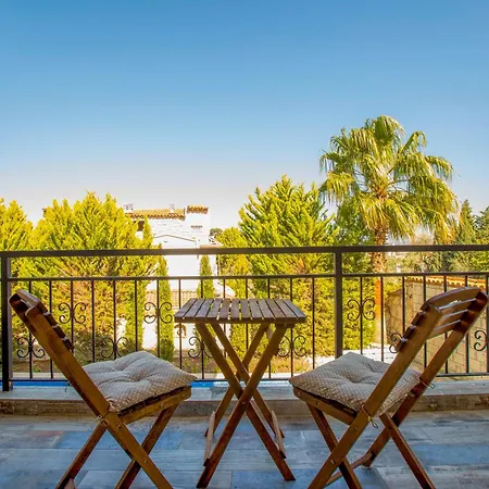 Mila Alacati فندق *